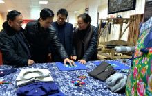 “松桃苗绣”借助电商走向世界