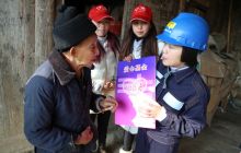 松桃供电局：爱心充值不断 温暖特困老人