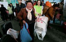 铜仁高管处开展春运志愿者服务活动