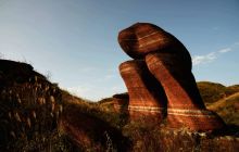 松桃：腊尔山发现丹霞怪石