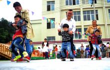 松桃：“美食游园”迎“六一”