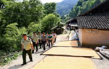 碧江消防开展精准扶贫走访慰问困难群众