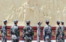 沿河建红军墙开展爱国主义教育