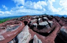 松桃：丹霞地貌十分壮观