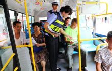 德江交警大队开展交通安全宣传教育活动