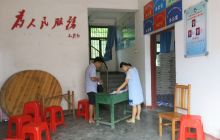 松桃自治县世昌办事处发放救助粮58260斤服务困难群众