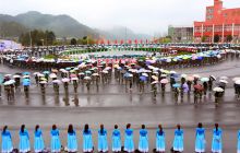 铜仁幼儿师专举行纪念长征胜利80周年庆典活动