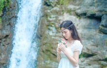 所谓伊人，在水一方