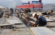 德务高速德江大桥左幅T梁架设完成