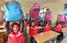 让山村留守儿童温暖过冬