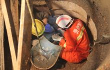 工地垮塌民工被埋 碧江消防4小时徒手刨出