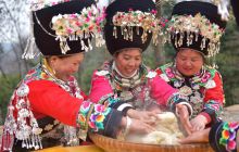 苗家过年喜事多