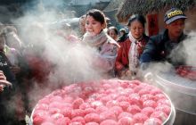 【网络媒体走转改】去路腊记住乡愁 在铜仁情动年味