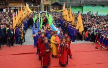 石阡“敬雀节 ”万人齐聚