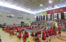 印江:千人摆手舞 展巾帼风采