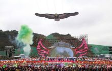 首届全国盘鹰风筝锦标赛开幕式掠影