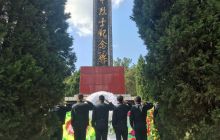 高速交警德江大队清明扫墓缅怀革命先烈