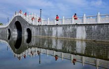 松桃读书日里品书香