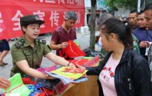 碧江巧借“安全生产月”消防宣传贴民心