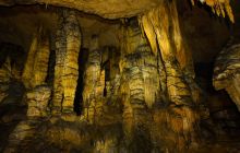 松桃发现一溶洞奇观