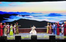 印江县大型花灯剧严寅亮与“颐和园”