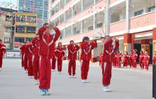 铜仁市逸群小学举行第59届秋季校园运动会