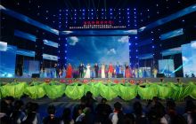 沿河举行《古风新韵沿河情》大型文艺演出
