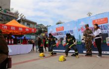 2017贵州首届“六进”社区服务节走进铜仁碧江