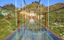 万山玻璃天桥惊艳亮相