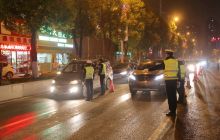 万山交警严查严控开展酒驾整治行动