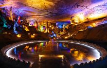 九龙洞风景区经全面升级改造开始试营业