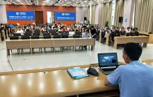 万山交警走进中国移动铜仁分公司开展交通安全警示宣传讲座