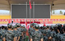 松桃民族中学2018年新生军训