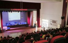 万山交警进学校 提升学生交通安全意识