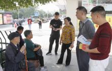 信访宣传上街头