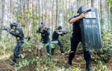 松桃特警开展山地丛林作战训练演练