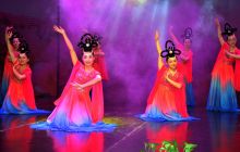 我市《傩神闹灯》进入常态化演出