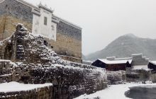 雪景扮靓寨英古镇