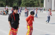 松桃县妙隘乡寨石完小举办学生趣味运动会