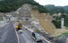 碧江区瓦屋乡瓮南溪水库建设任务过半