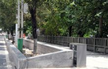 铜仁主城区人行道花池改造初见成效