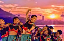 铜仁幼专举办“不忘初心、爱在这里、百年师魂、追梦幼专”文艺晚会