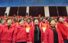 铜仁市西片区第八届老年人运动会暨2019年铜仁市老年人“11·11”健步走大联动”在印江体育馆开幕