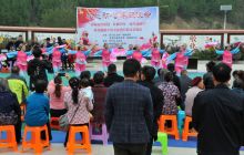 碧江区积极组织文艺下乡