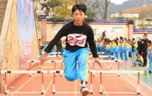 德江县合兴镇中心完小举办第十届校园运动会