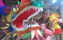 松桃县寨英镇编扎滚龙迎新春