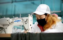 玉屏县伟建公司抗疫生产两手抓