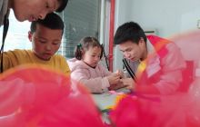 大兴街道移民社区举行搭“连心桥”建“温暖之家”主题活动