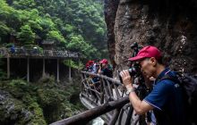 中央数字电视摄影频道摄影圈铜仁站70名会员走进铜仁大峡谷采风