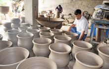 碧江区坝黄镇花卉陶瓷合作社多向发展创收